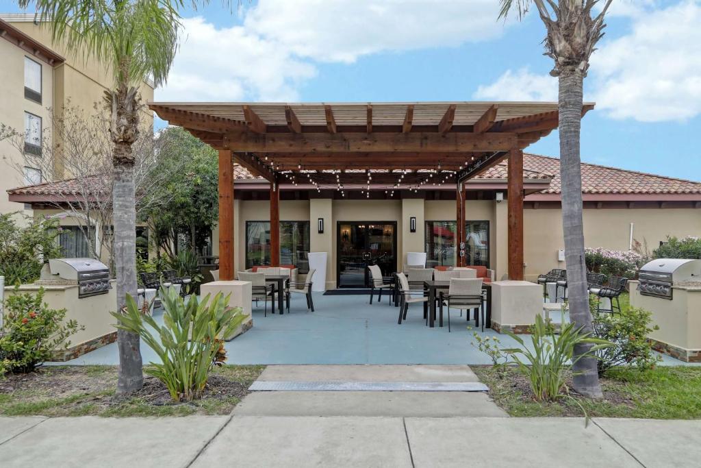 Homewood Suites by Hilton McAllen photo 3