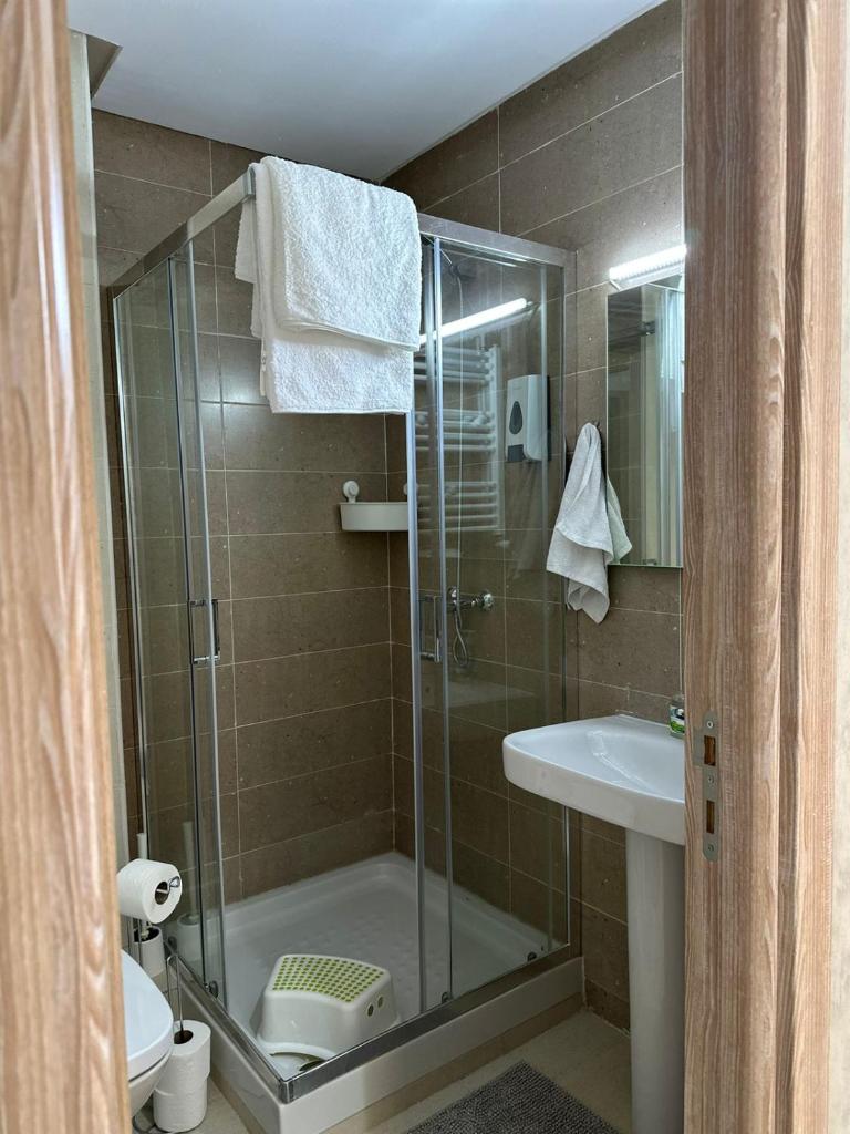 Ifrane apartment with swimming pool photo 4