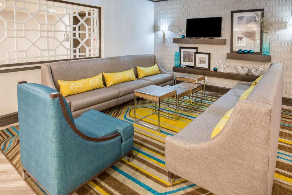 Hampton Inn Monterey photo 4