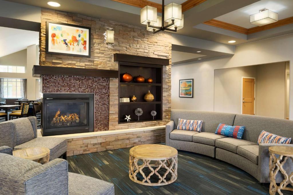 Homewood Suites by Hilton Madison West image