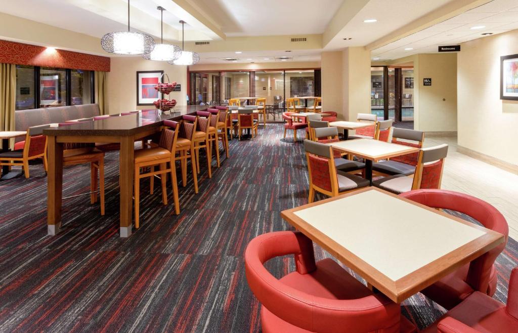 Hampton Inn Minneapolis/Eagan photo 4