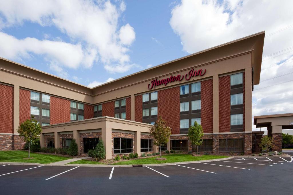 Hampton Inn Minneapolis Northwest Maple Grove photo 2