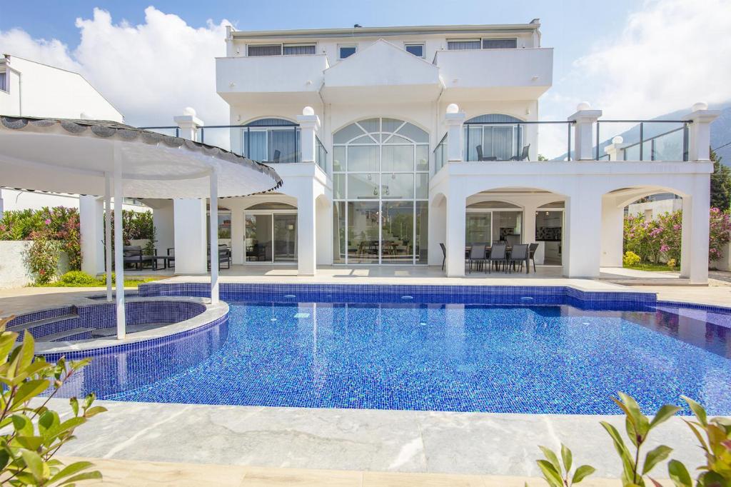 Orka World Villa 1 photo 1