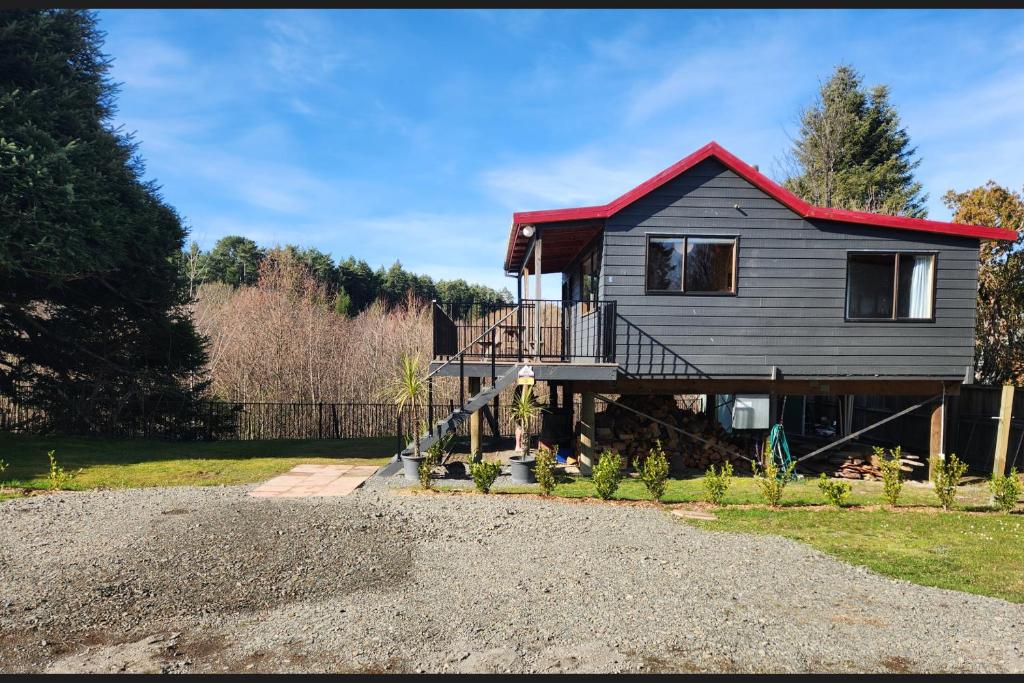 Treetop Treasure - Hanmer Springs Holiday Home photo 1