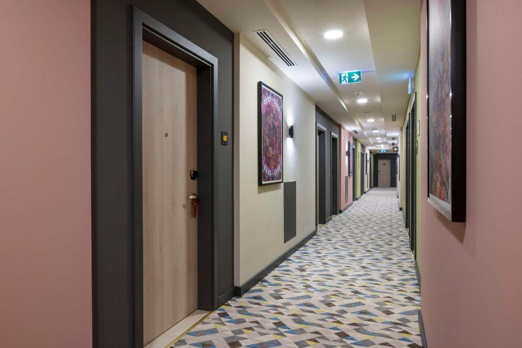 Hampton By Hilton Doha Old Town photo 4