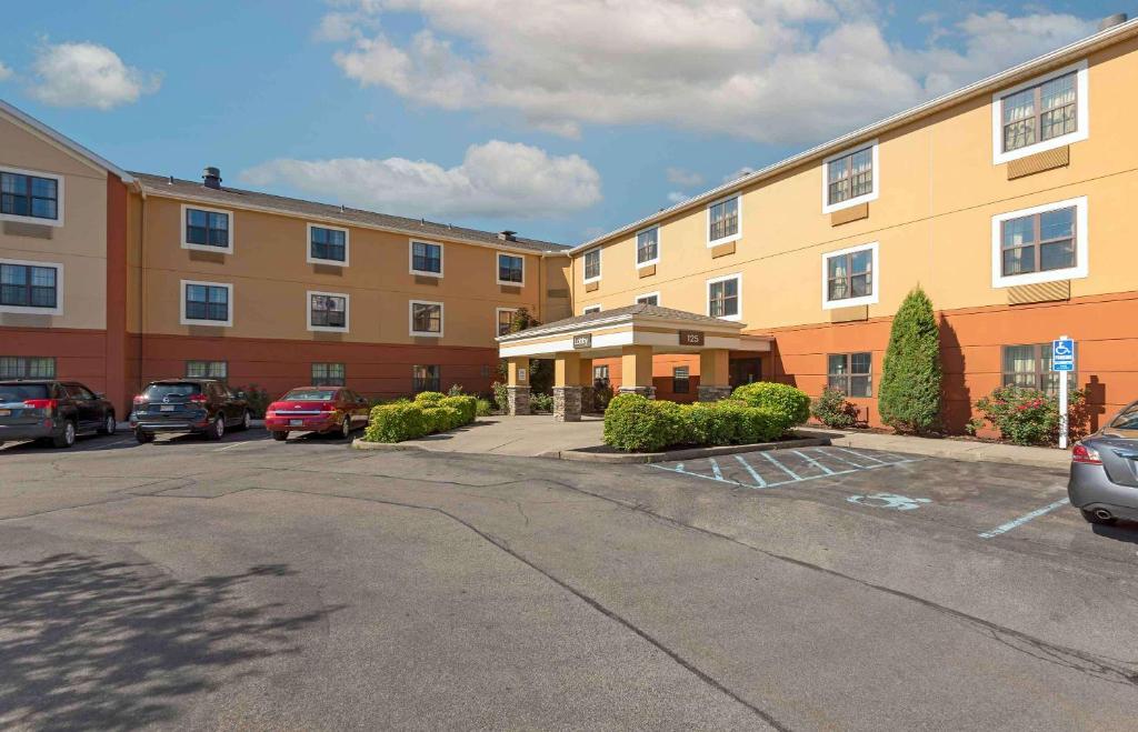 Extended Stay America Suites Buffalo Amherst image