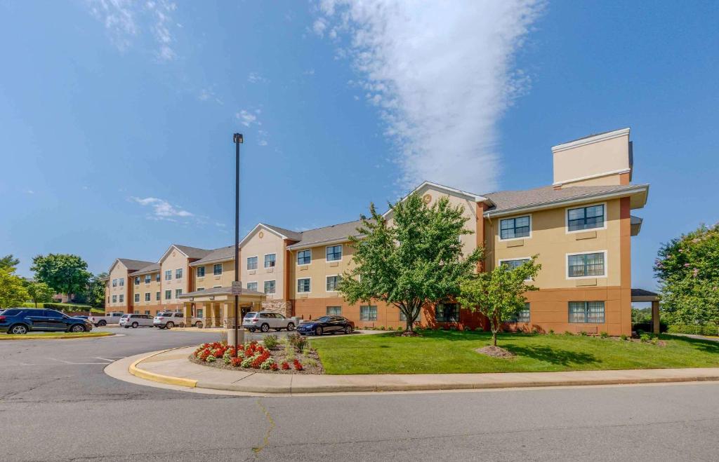 Extended Stay America Suites Washington DC Sterling image
