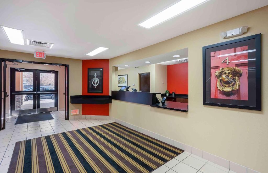 Extended Stay America Select Suites - Springfield - South photo 3