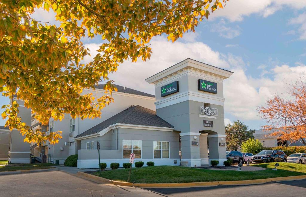 Extended Stay America Suites Kansas City Lenexa 87th St image