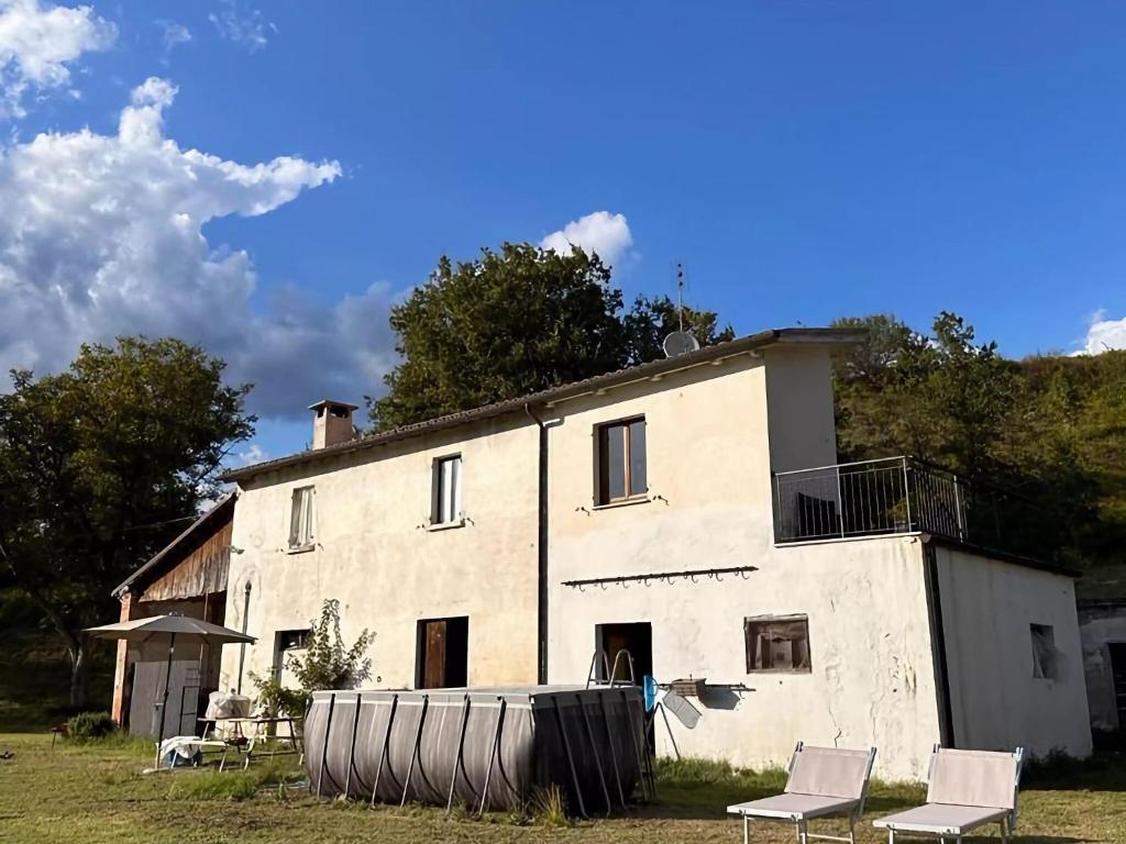 Authentic holiday home in Cagli with private swimming pool