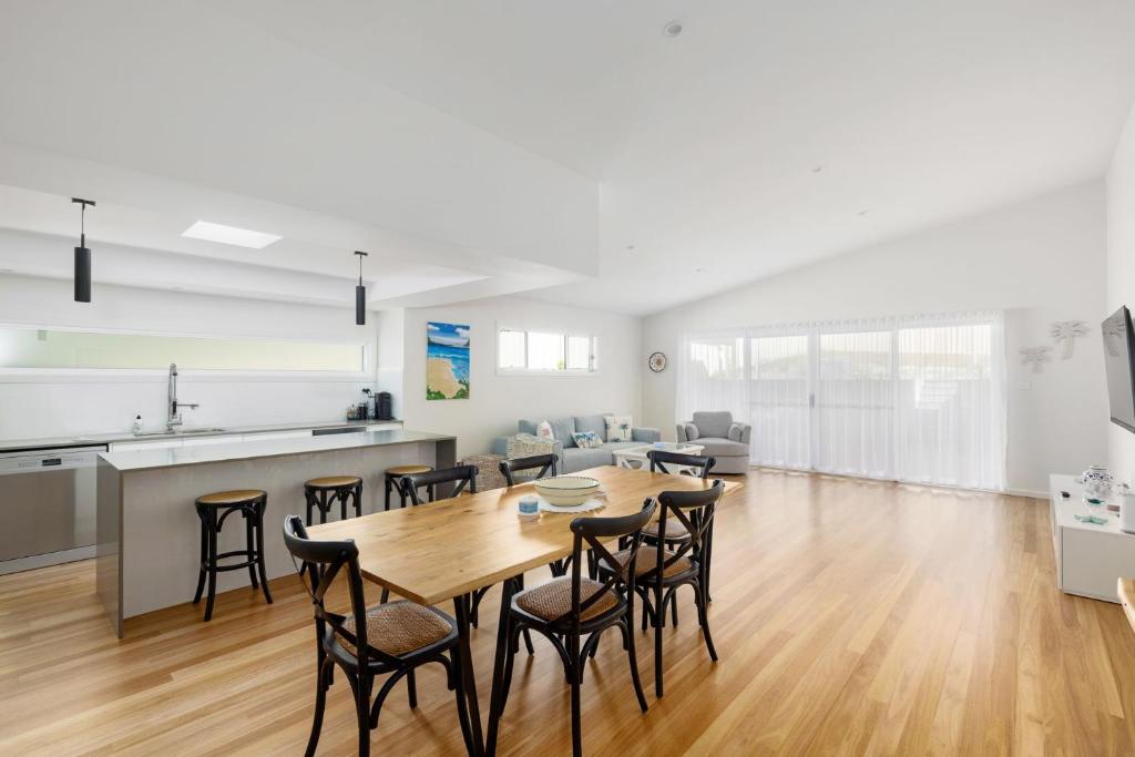 Bentley Beach Villa photo 1