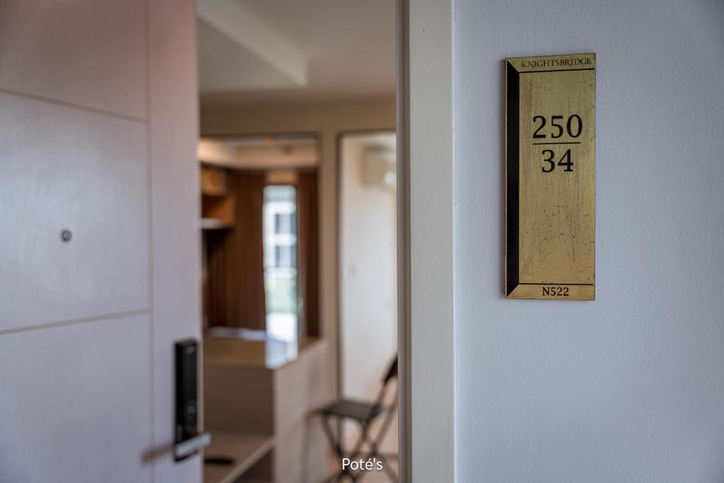 2BR Condo near DMK Airport/Joddfairs/Chatuchak photo 1