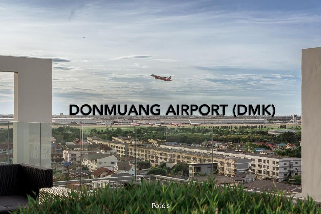 2BR Condo near DMK Airport/Joddfairs/Chatuchak photo 3