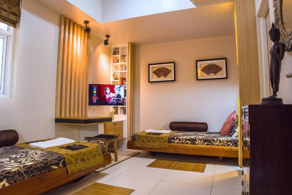 Family beach apartment with lagoon view at Pico de Loro photo 4