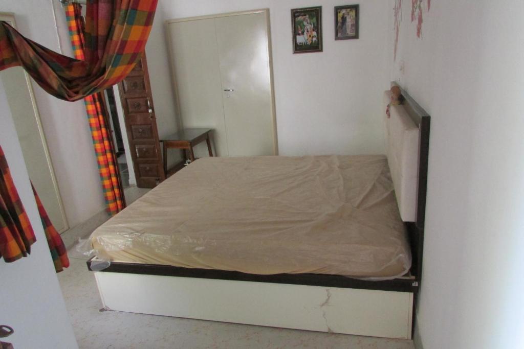 White Corner House, 2/14, Goverdhan Vilas, Housing Board Colony, Udaipur 313002 photo 2