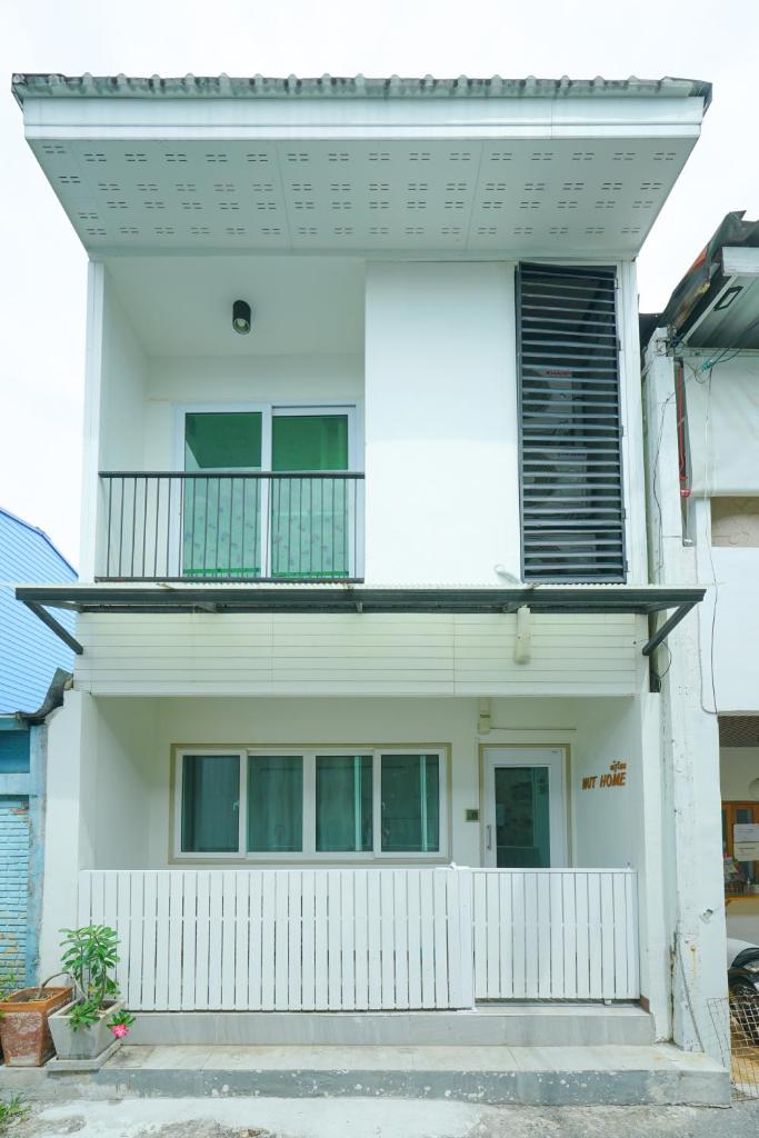 Nut Home Hostel photo 1