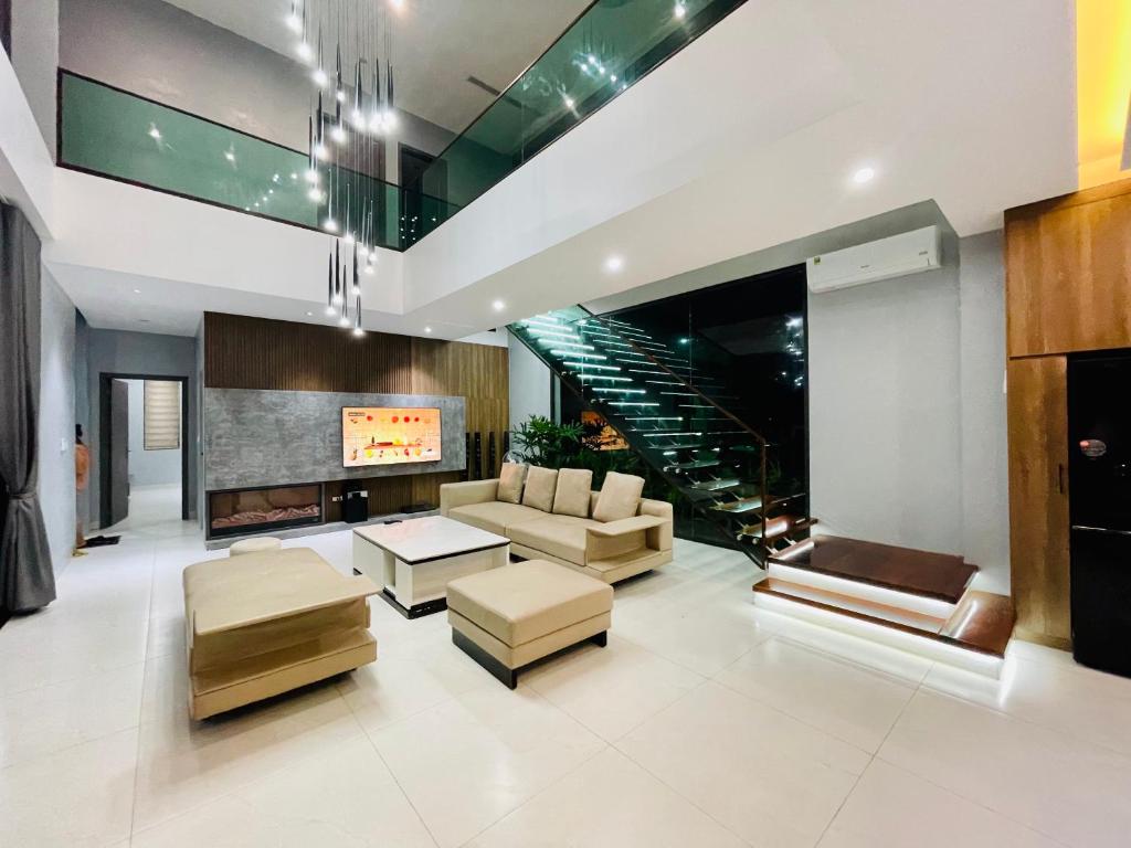 Lala Villa Ba Vì 1.000m² - View Hồ, Bể Bơi Riêng