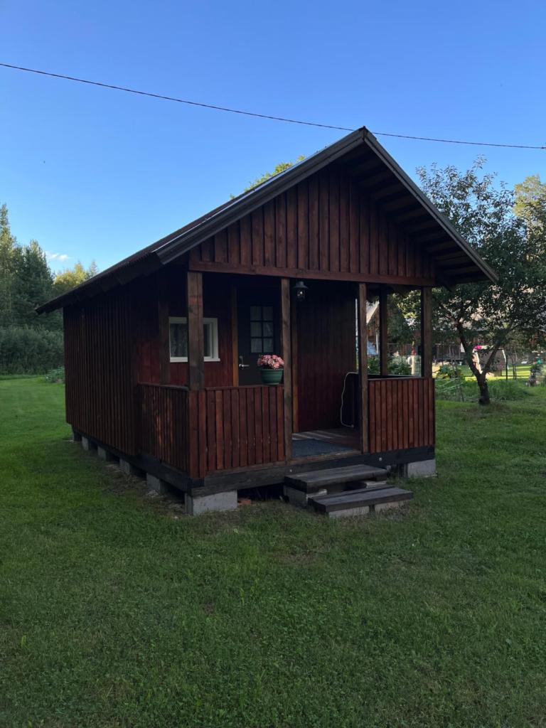 Metsamajake Värskas