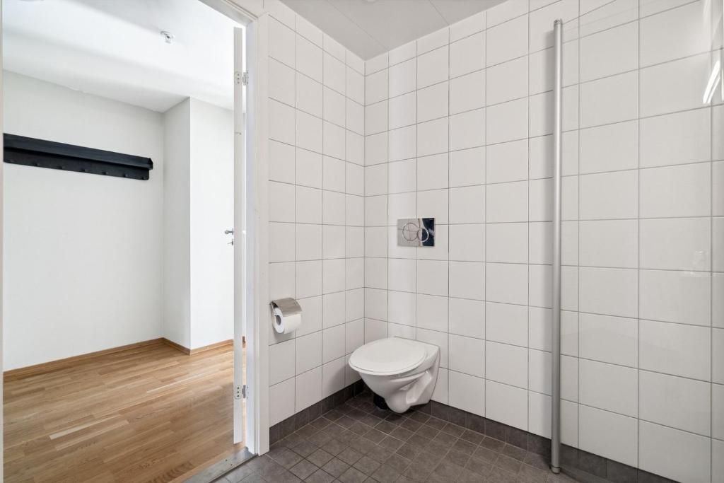 Nice apartment close to Bardufoss Hotel - minimum 3 nights photo 2