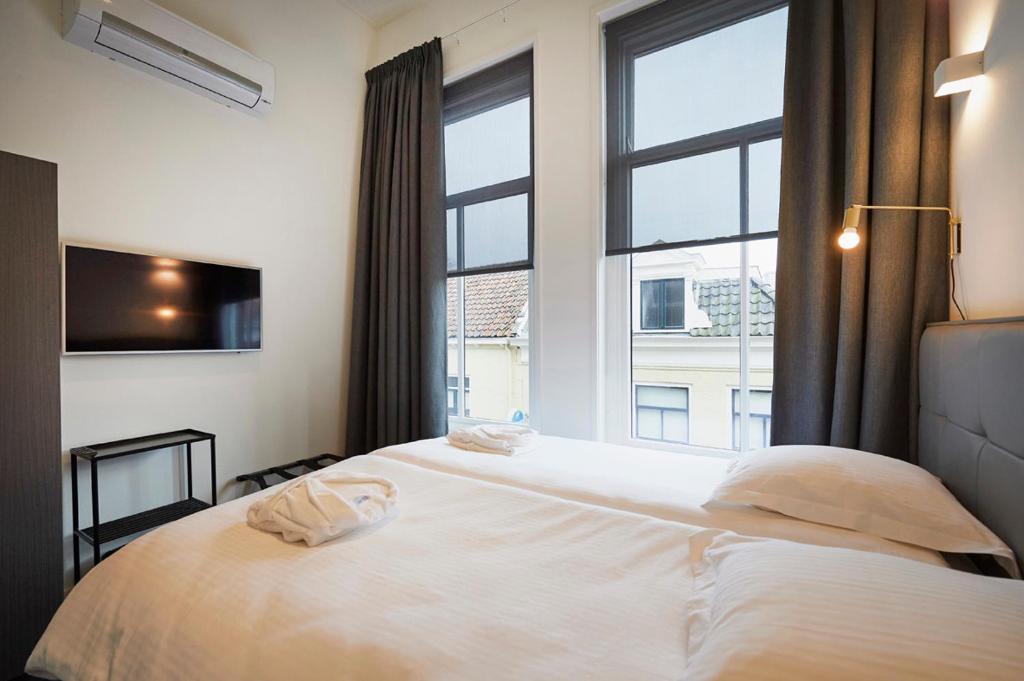 "DE BANK" - Hotel Apartments photo 2