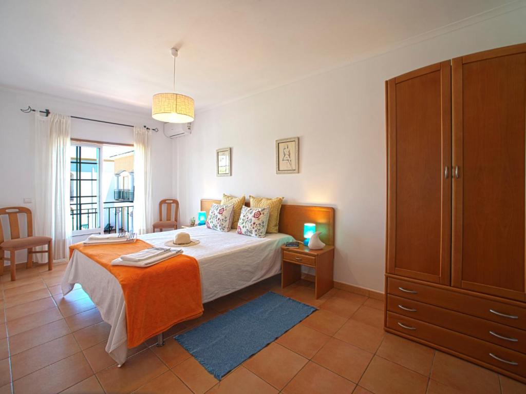 Apartment Rota do Sol - ATU170 by Interhome photo 4