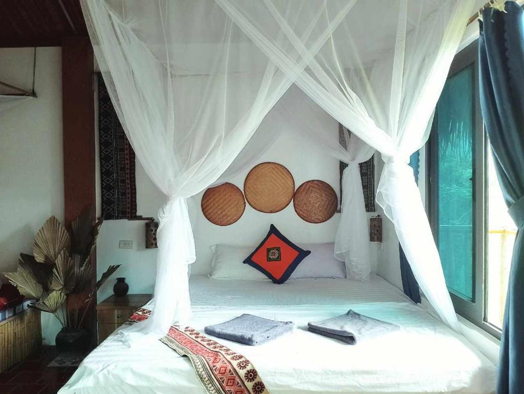 Vu Linh Palm House Eco Homestay