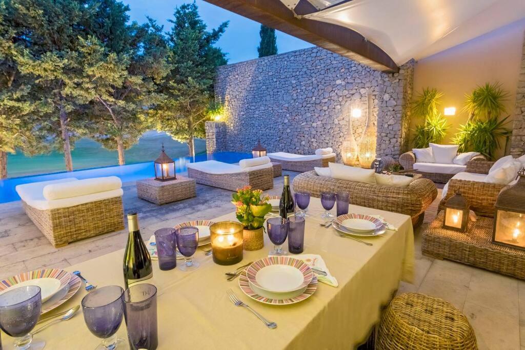 Villa Golf, Cala Olivera photo 3