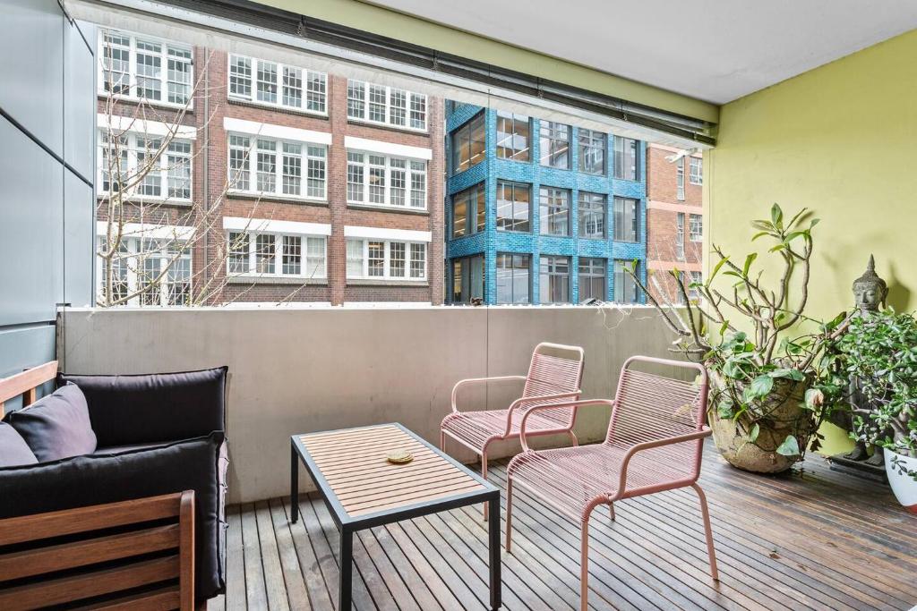 CBD meets Surry Hills at Silkywood on Reservoir photo 1