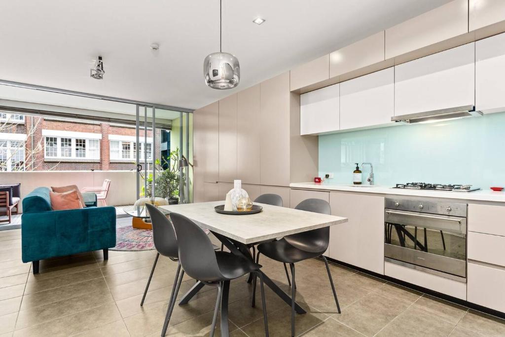 CBD meets Surry Hills at Silkywood on Reservoir photo 3