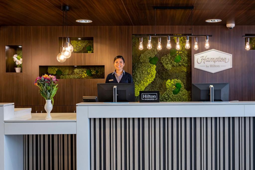 Hampton By Hilton Amsterdam Arena Boulevard photo 3