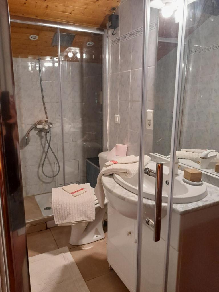 Chambre privée dans une maison typique gasconne photo 1