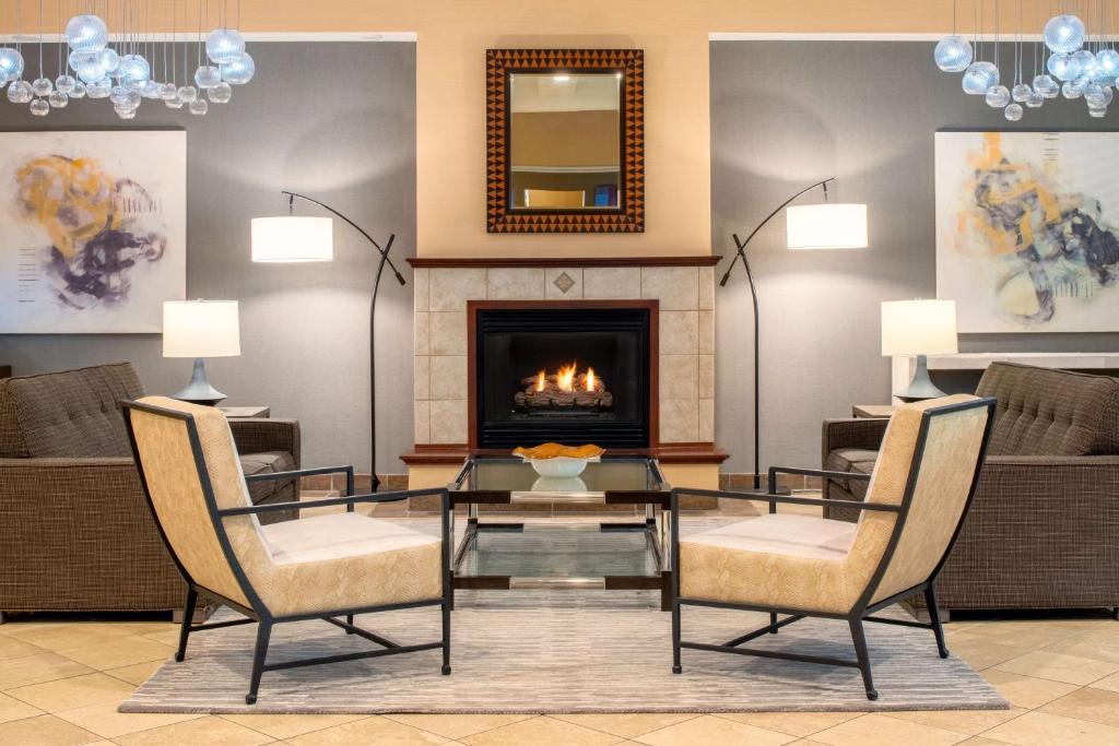 DoubleTree by Hilton Hotel Olympia image