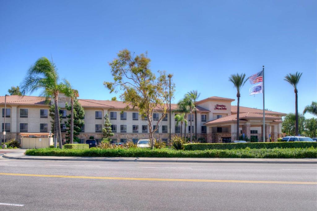 Hampton Inn & Suites Ontario photo 4