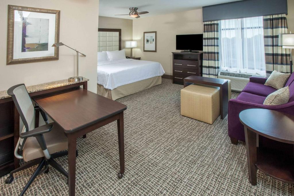 Homewood Suites by Hilton Munster image