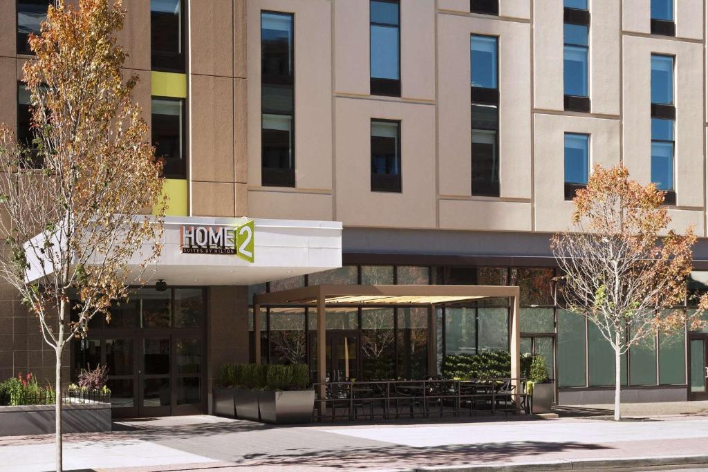 Home2 Suites by Hilton Philadelphia Convention Center photo 2