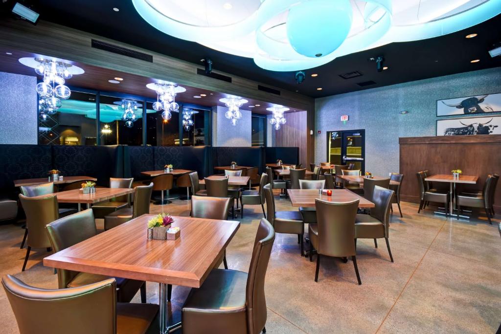 DoubleTree by Hilton Deadwood at Cadillac Jack's photo 3
