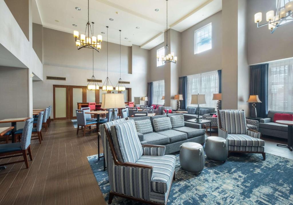 Hampton Inn & Suites Rockland photo 3
