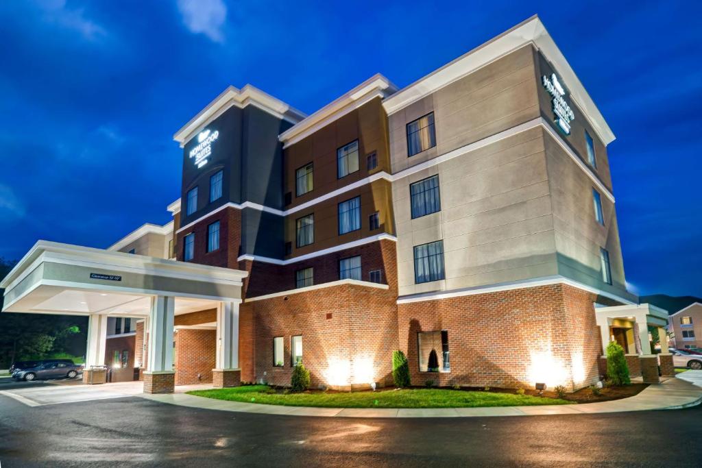 Homewood Suites by Hilton Christiansburg photo 1