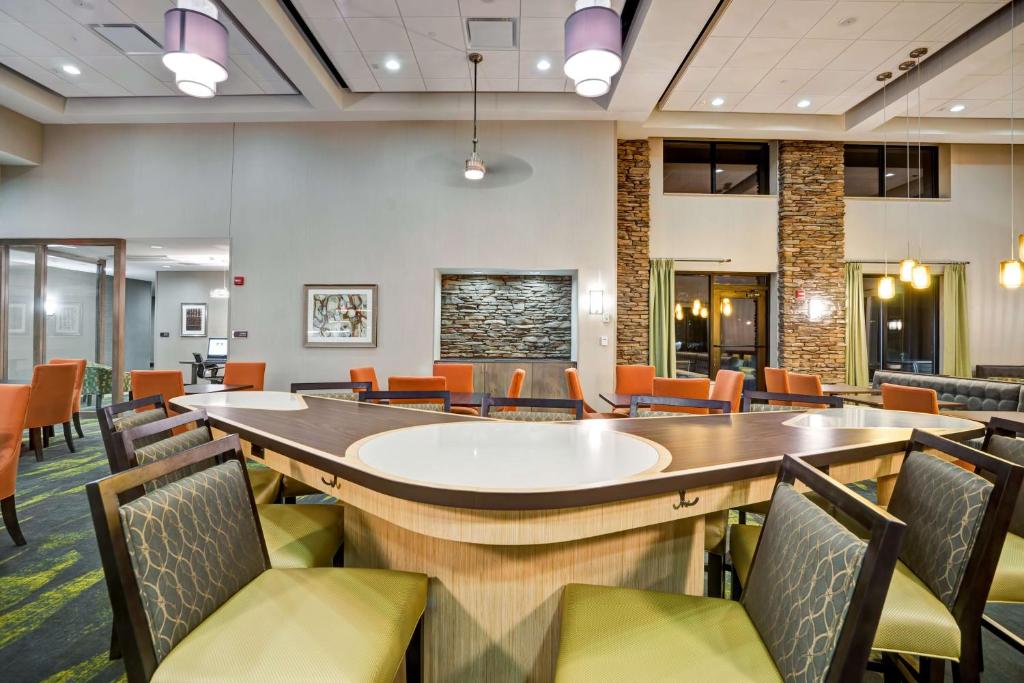Homewood Suites by Hilton Christiansburg photo 3