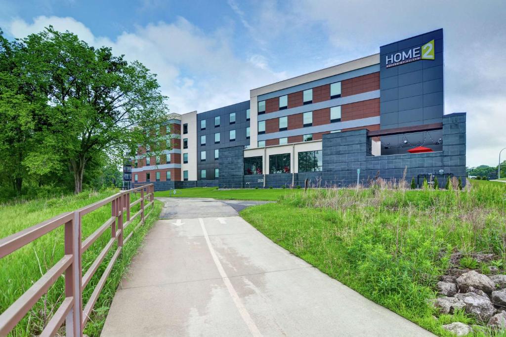 Home2 Suites by Hilton Rochester Mayo Clinic Area photo 3