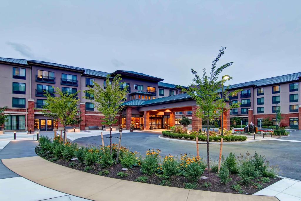 Hilton Garden Inn Seattle Issaquah image