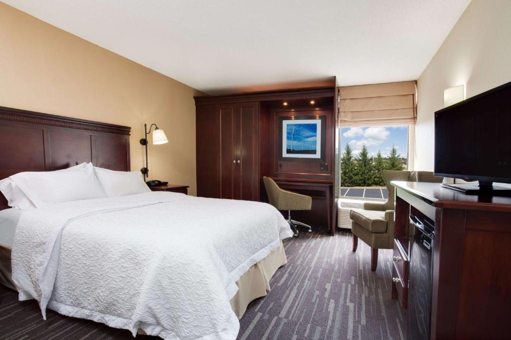 Hampton Inn Somerset image