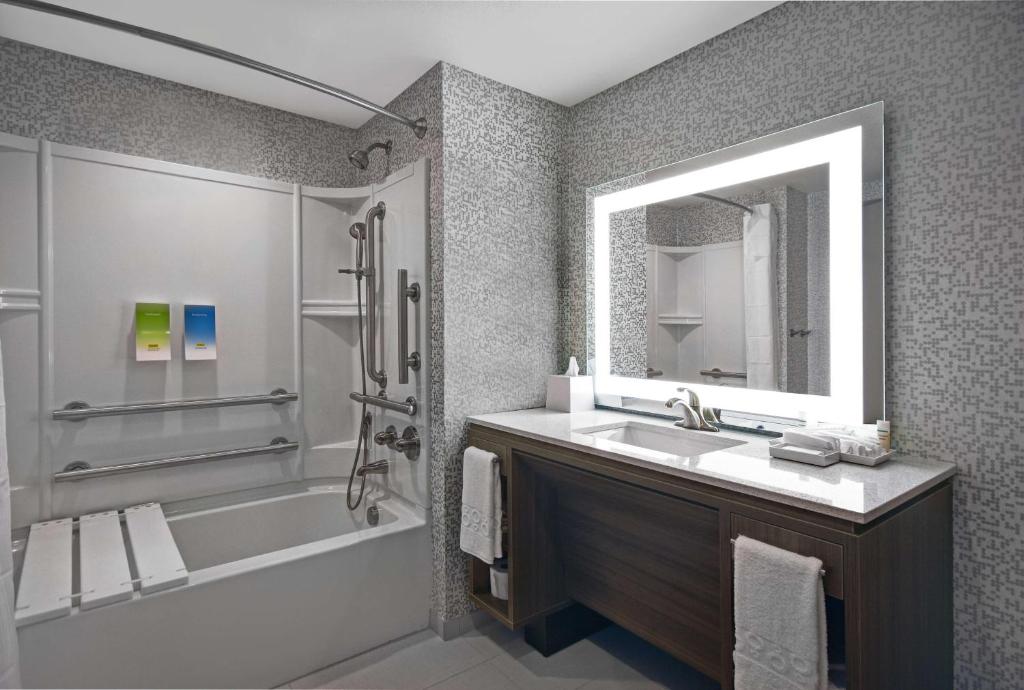 Home2 Suites by Hilton Utica - Tap to explore photos