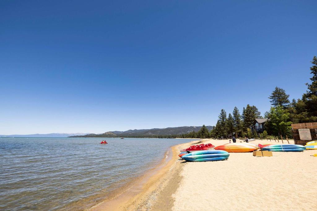 Hilton Vacation Club Lake Tahoe Resort South photo 2