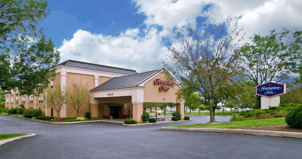 Hampton Inn Wooster image
