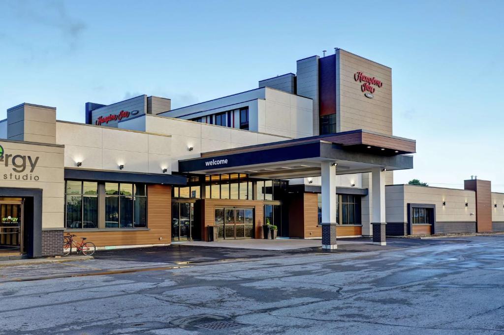Hampton Inn St. Catharines Niagara photo 2