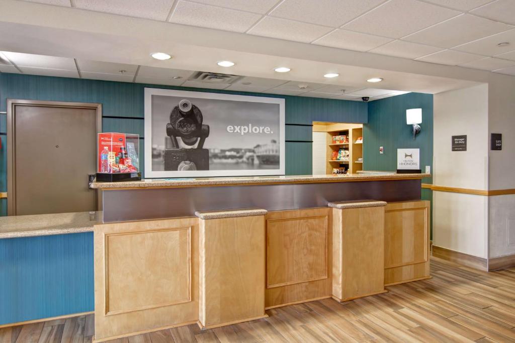 Hampton Inn & Suites Saint John - Tap to explore photos