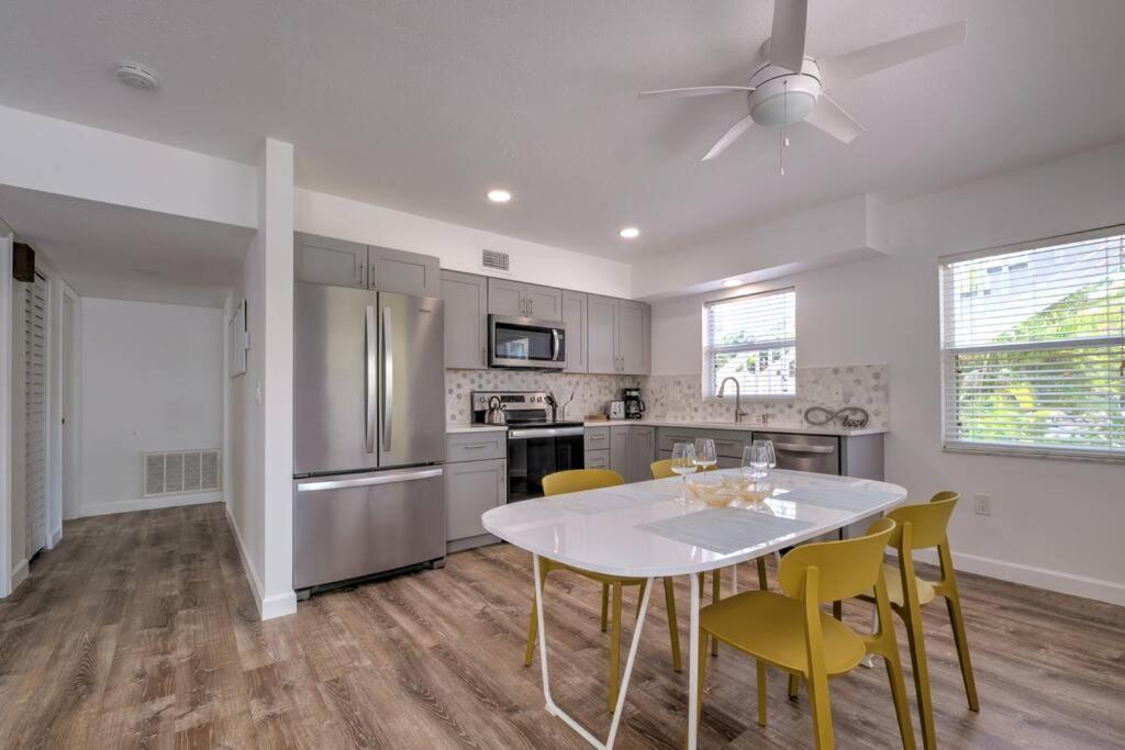 Bean Point Residence photo 1