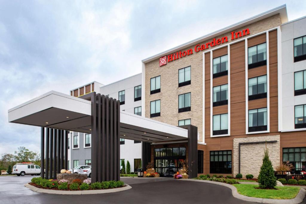Hilton Garden Inn Gallatin, TN image