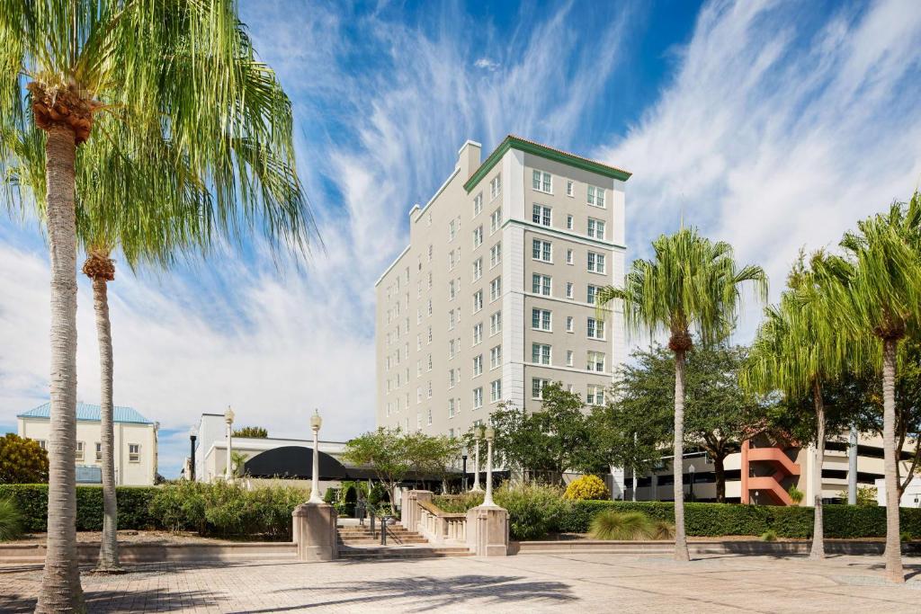 The Terrace Hotel Lakeland, Tapestry Collection by Hilton image